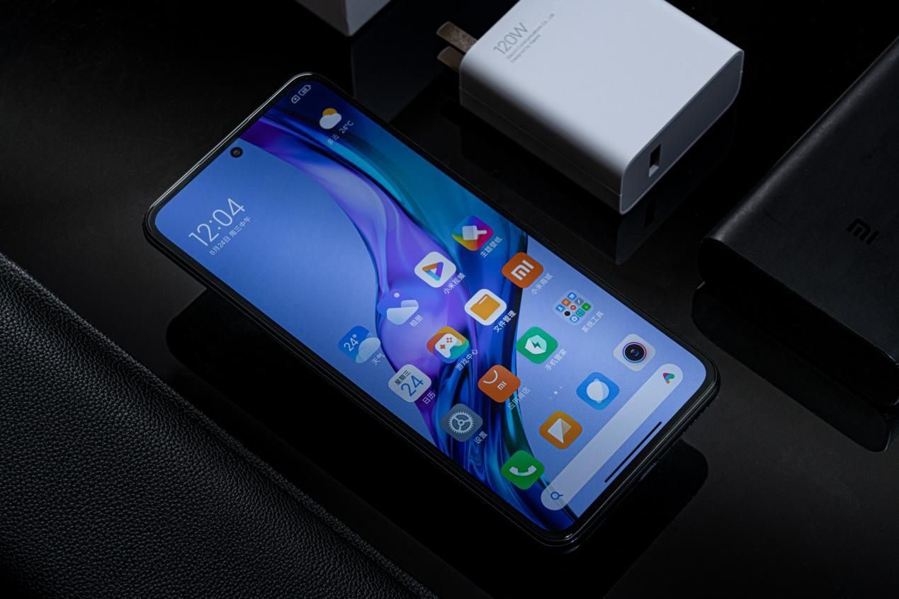OPPO、一加、realme已在跟进？红米K50至尊版同款1.5K屏或大范围普及