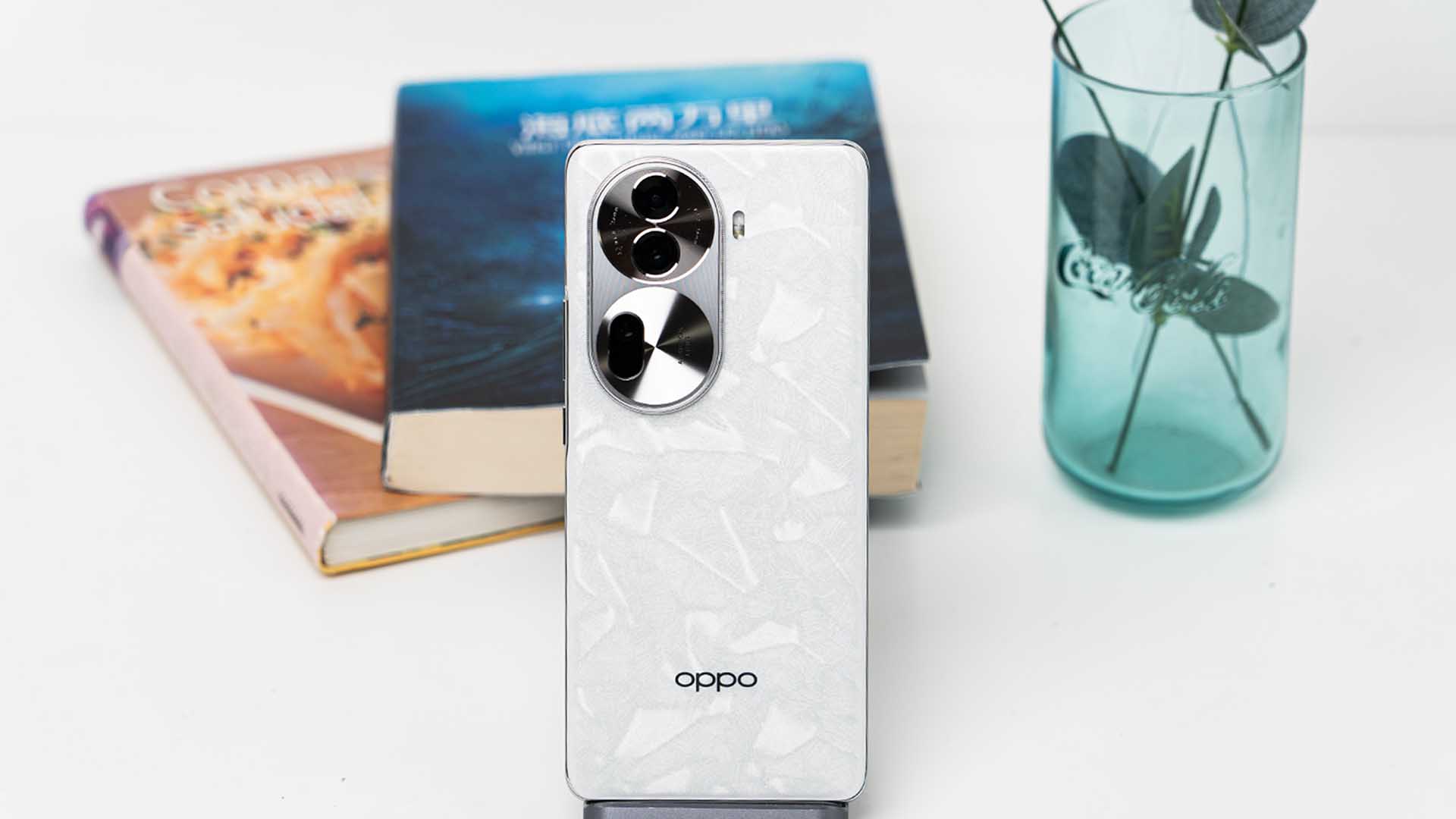 这手机究竟卖给谁用？OPPO Reno11真机评测：微信和淘宝的矛盾被它解决了？