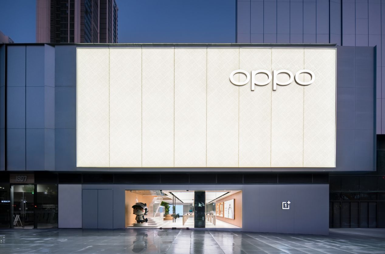 OPPO 全国最大旗舰店落地贵阳万象城，打造“年轻人的城市公园”