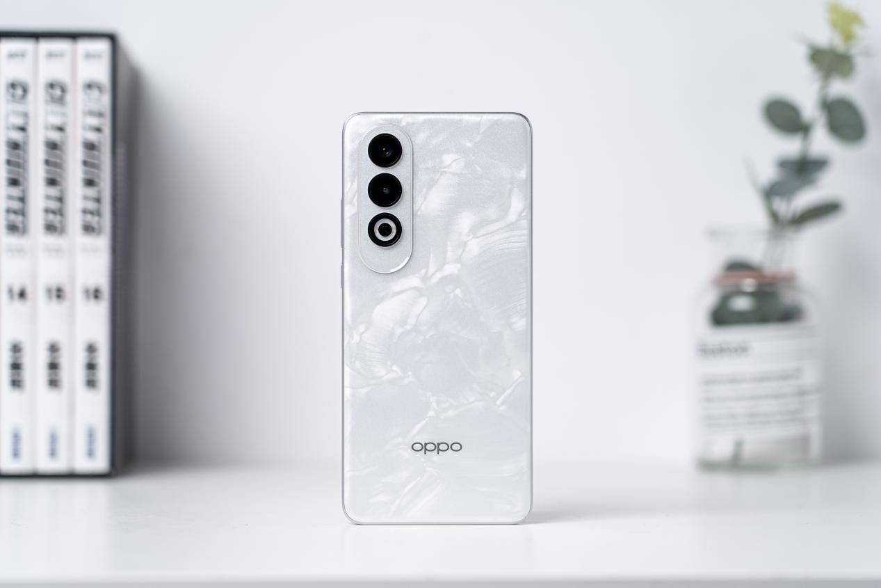 十面耐摔+用不完的电 OPPO K12 Plus首发评测：小钢炮居然还能打游戏