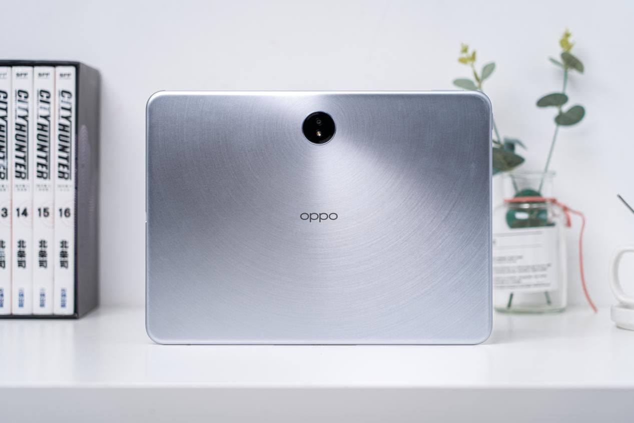破壁苹果生态 随手打开专业软件 OPPO Pad 3首发评测：不只柔光屏和AI！