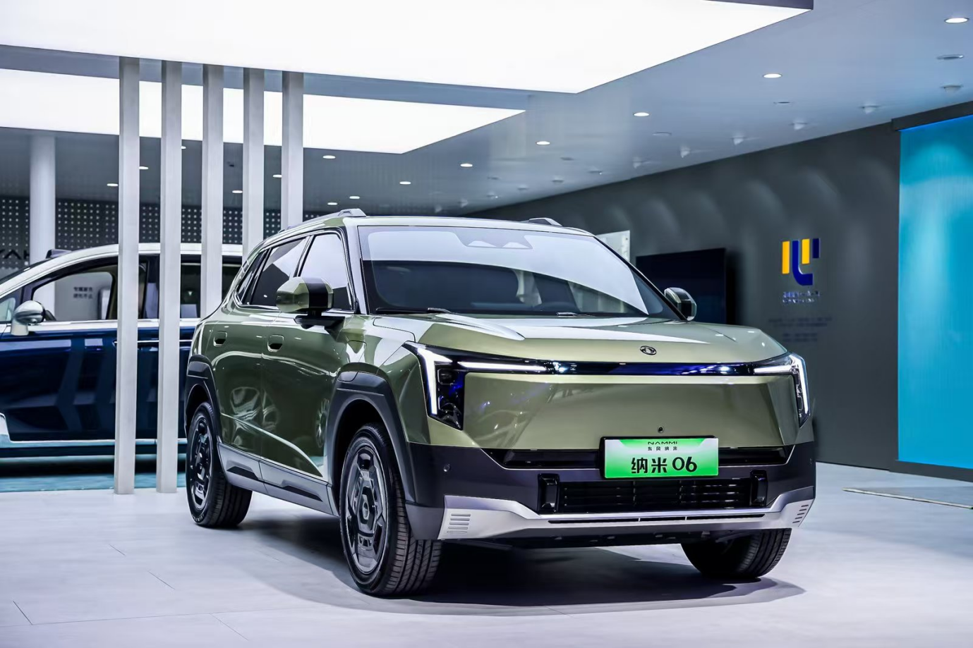 东风纳米 06 闪耀上海车展，智趣纯电 SUV 开启新篇
