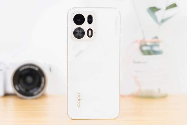 总想背面朝上放的手机！OPPO K15 Pro体验：散热与设计双出彩的中端实力派